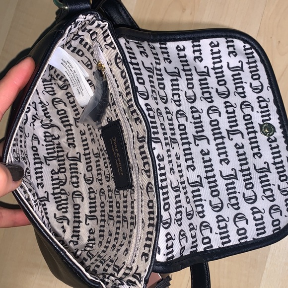 JUICY COUTURE CRAZY FOR LOVE Shearling Crossbody Purse - Picture 5 of 8